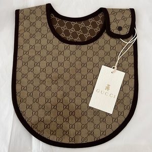 GUCCI BIB Brand new with tags